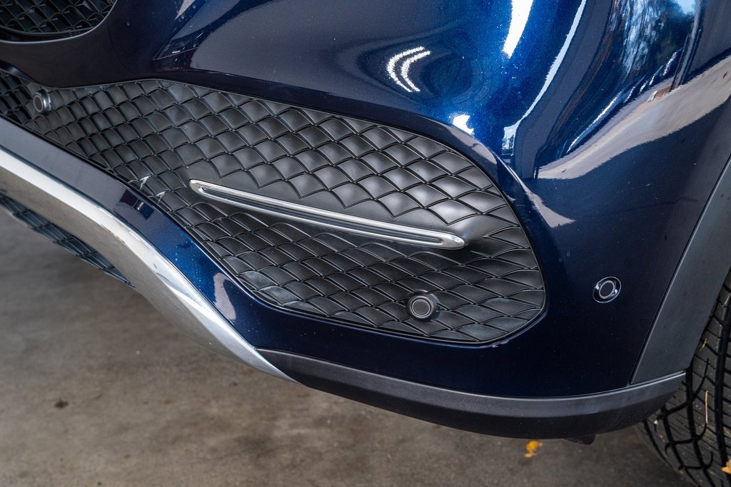 Used 2020 Mercedes-Benz GLE 350 4MATIC w/ Premium Package image 14