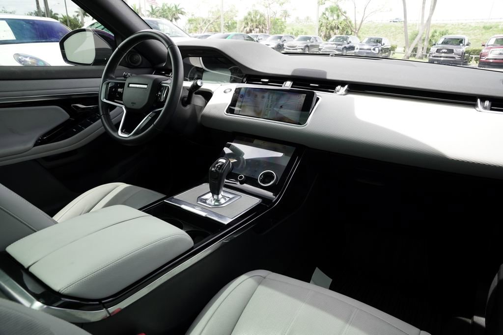 Used 2023 Land Rover Range Rover Evoque S AWD/4WD image 32