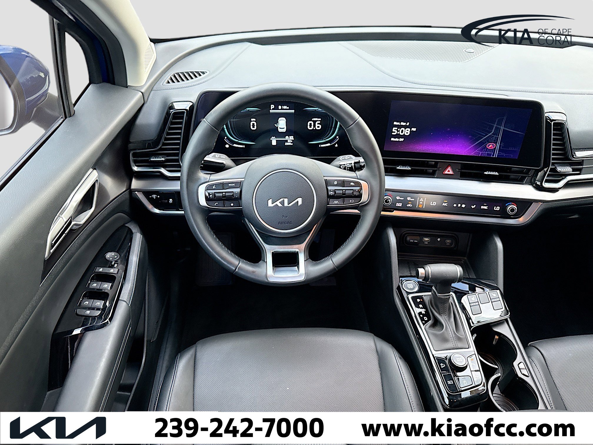 Used 2025 Kia Sportage EX image 16