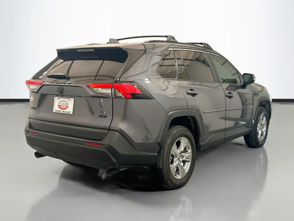 Used 2025 Toyota RAV4 XLE FWD image 4