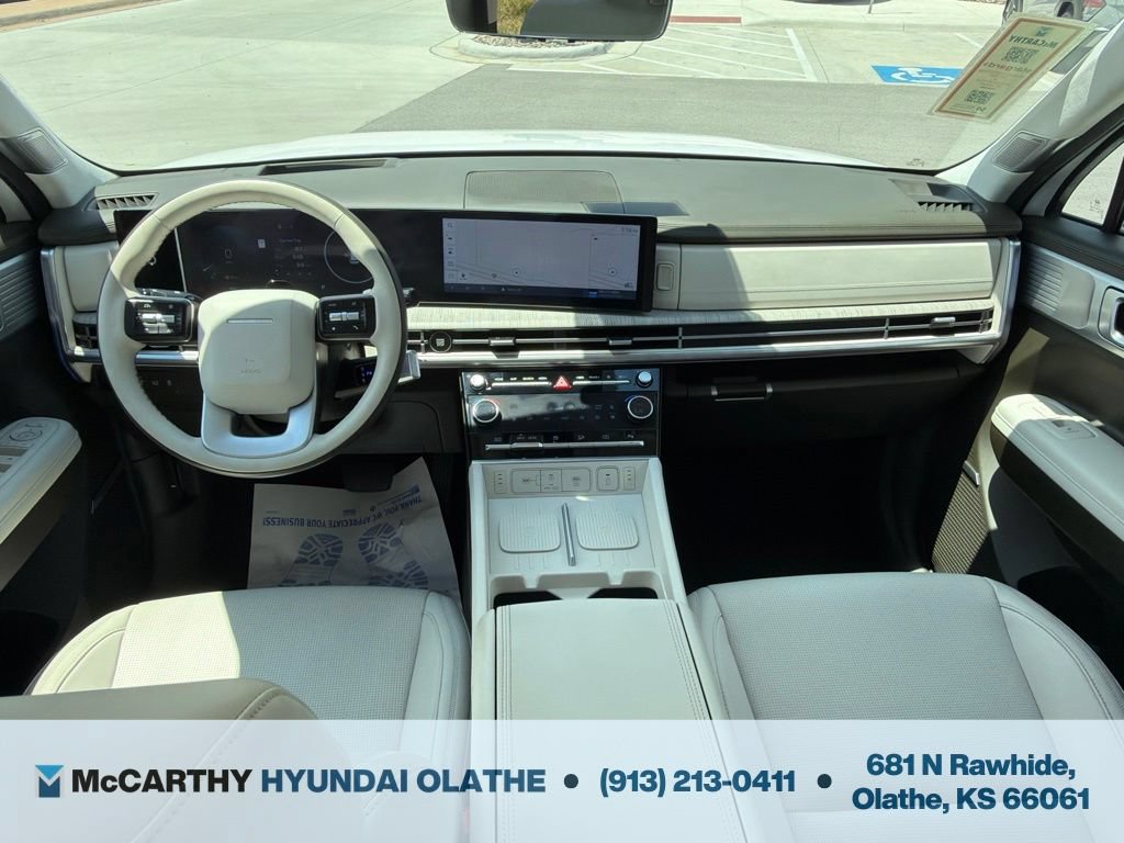Certified 2025 Hyundai Santa Fe Calligraphy AWD/4WD image 4