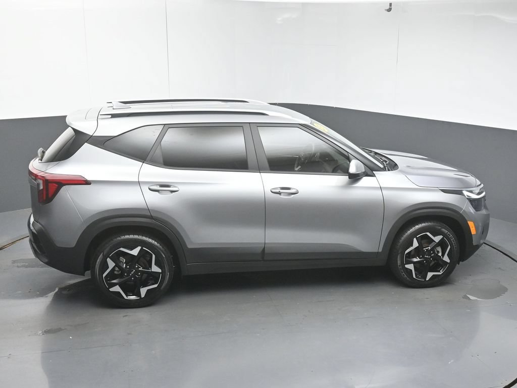 Used 2025 Kia Seltos S FWD image 45