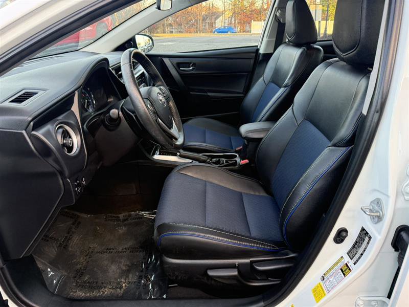 Used 2017 Toyota Corolla SE image 26