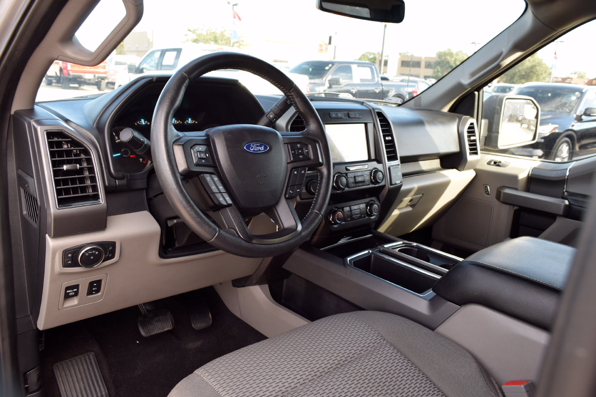 Used 2020 Ford F150 XLT w/ Equipment Group 302A Luxury AWD/4WD image 14