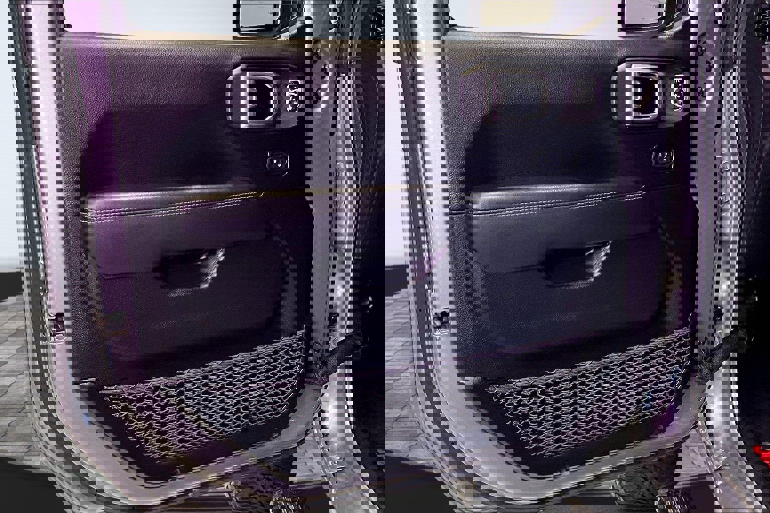 Used 2020 Jeep Gladiator Overland image 20