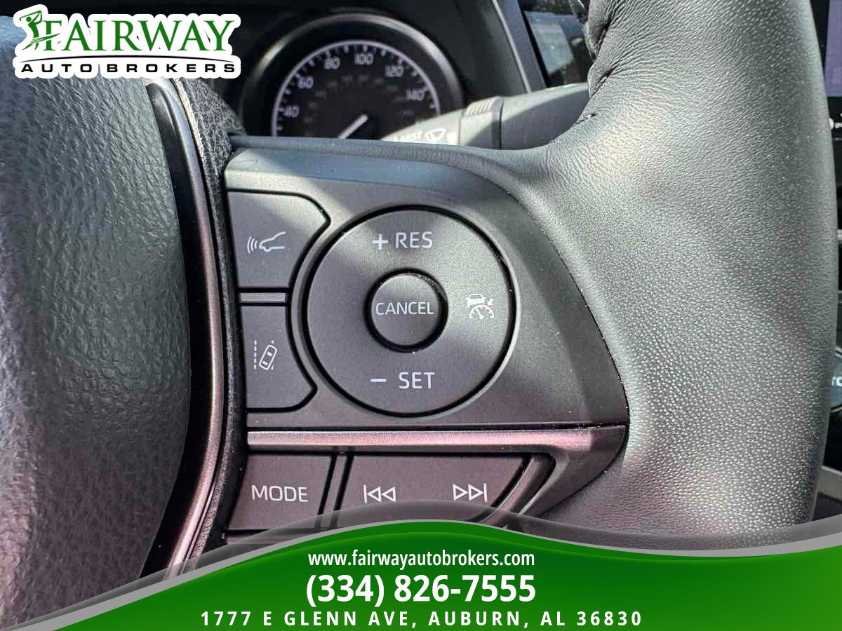 Used 2024 Toyota Camry SE image 20