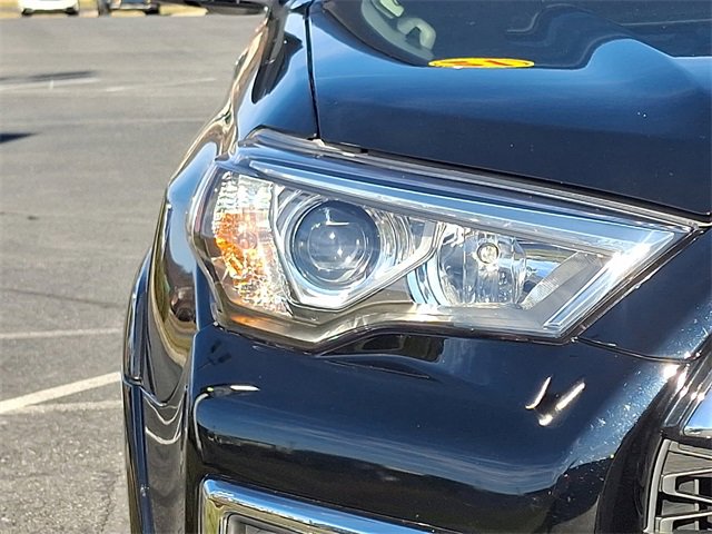 Used 2021 Toyota 4Runner Limited image 9