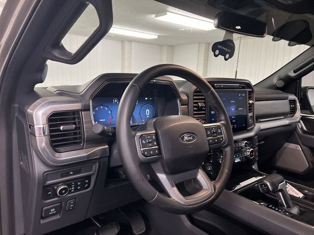 Used 2025 Ford F150 Lariat w/ Equipment Group 501A Mid AWD/4WD image 10