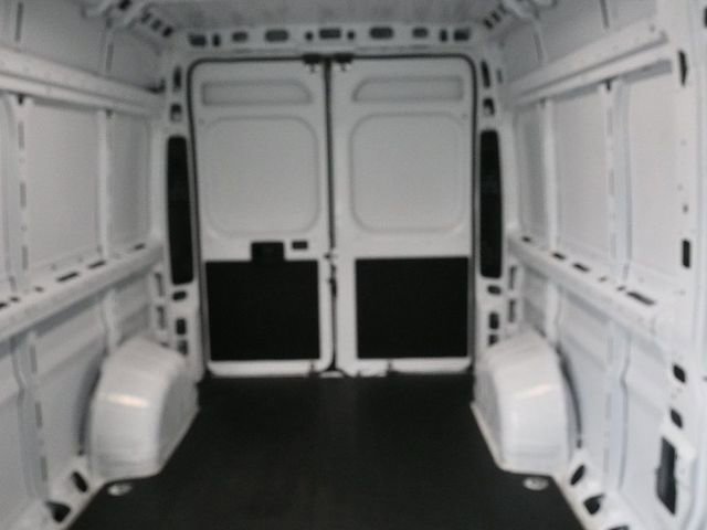 Used 2025 RAM ProMaster 2500 w/ Convenience Group image 21