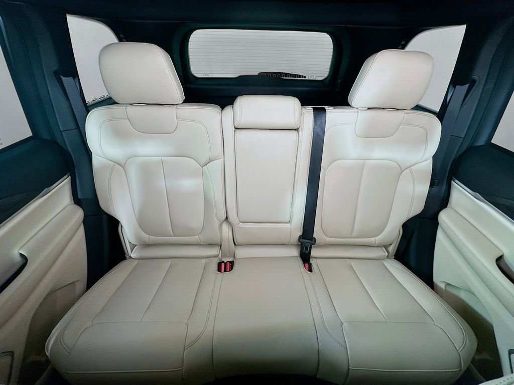 New 2026 Jeep Grand Cherokee Limited image 10