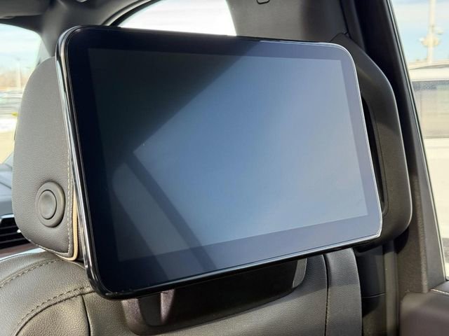 New 2026 Chevrolet Suburban Premier image 10