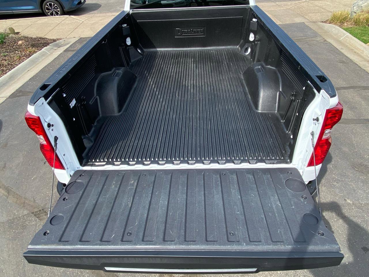 Used 2025 Chevrolet Silverado 1500 W/T RWD image 6