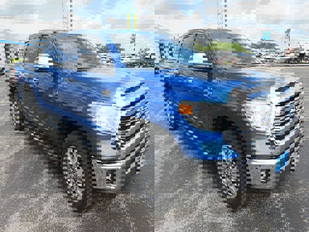 Used 2017 Toyota Tundra 1794 Edition AWD/4WD image 7