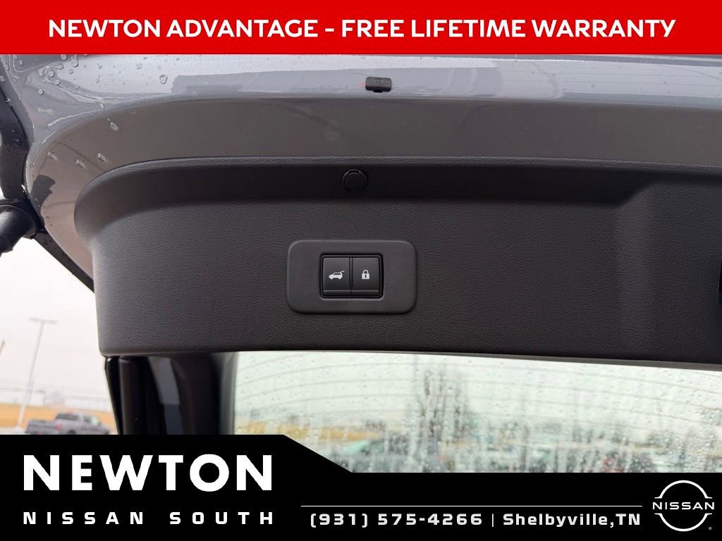 New 2026 Nissan Leaf Platinum+ w/ Cargo Package (Platinum+) FWD image 42