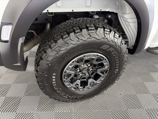Used 2026 Ford F150 Raptor w/ Equipment Group 803A Raptor R AWD/4WD image 11