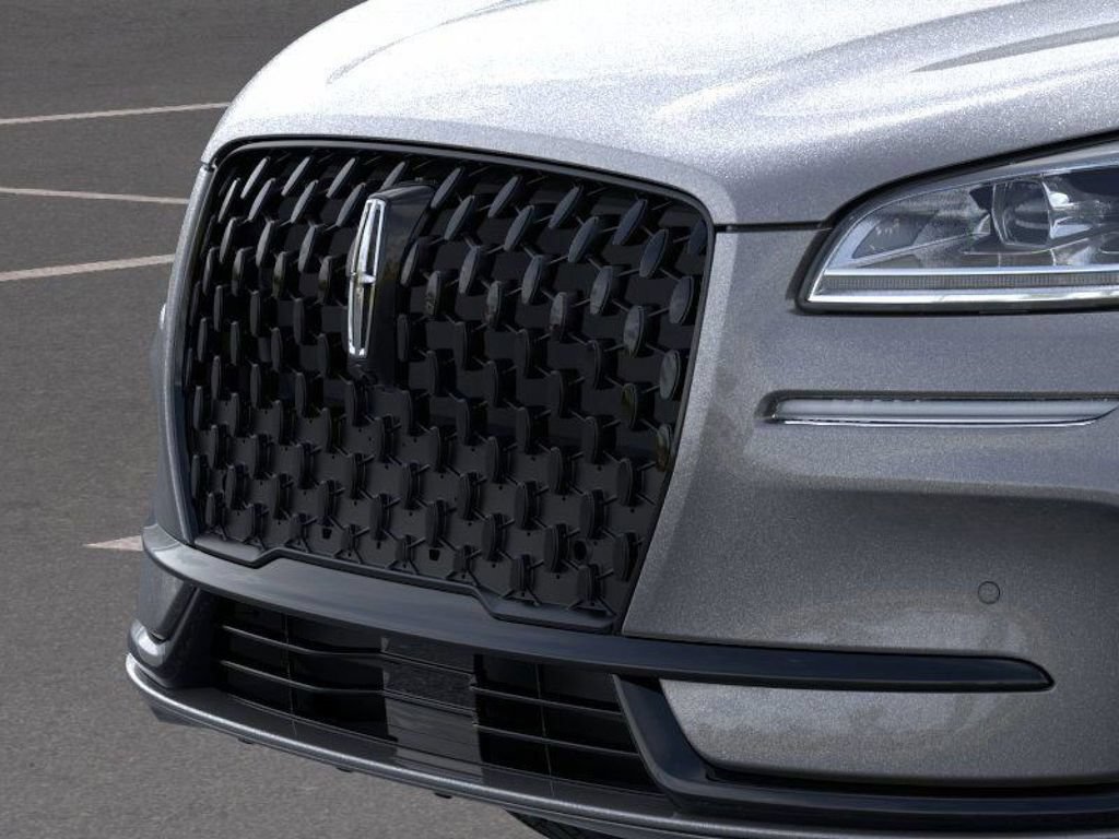 New 2025 Lincoln Corsair Reserve w/ Jet Appearance Package AWD/4WD image 17