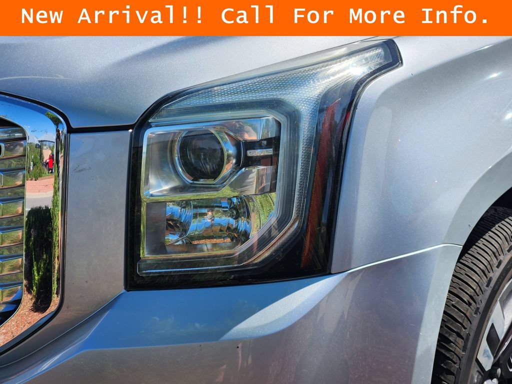 Used 2015 GMC Yukon XL Denali w/ Premium Package AWD/4WD image 8
