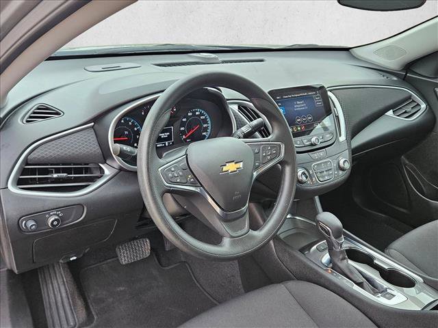 Used 2025 Chevrolet Malibu LT FWD image 10
