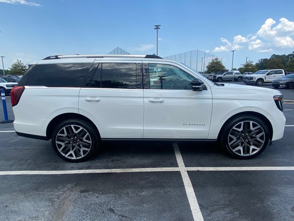New 2027 Ford Expedition Platinum w/ Platinum Ultimate Package AWD/4WD image 8