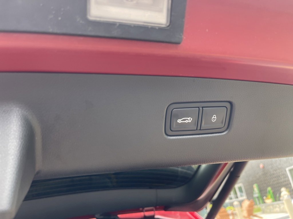 Used 2025 Genesis GV70 2.5T image 40