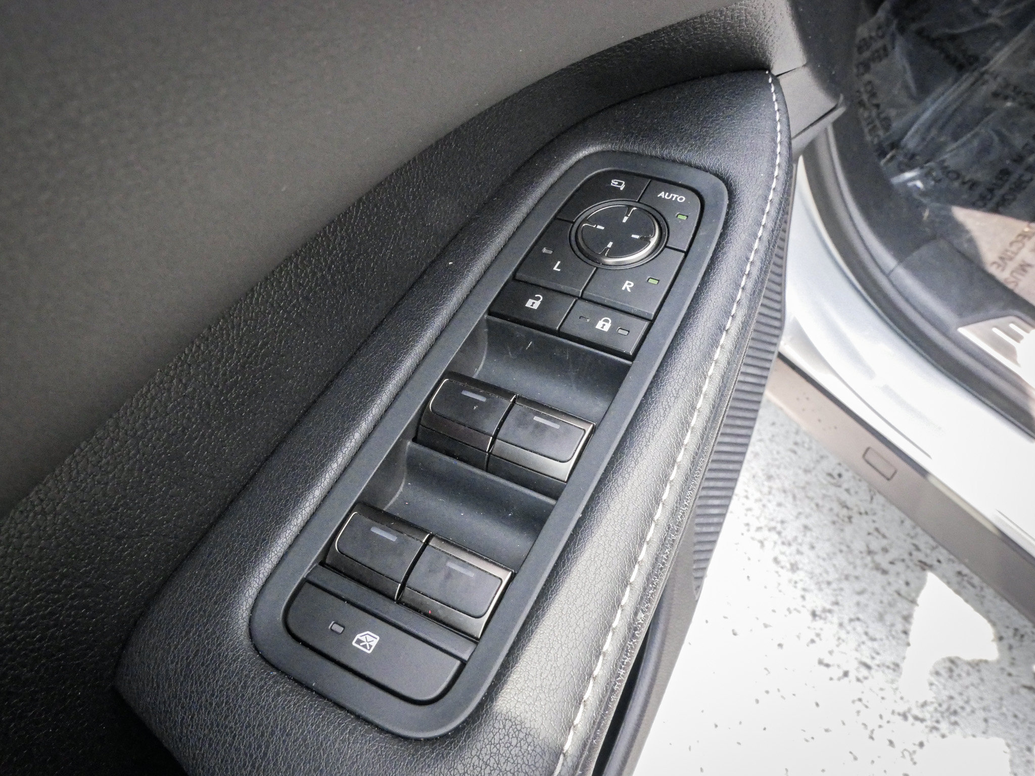 Used 2024 Lexus RX 350 Premium Plus w/ Convenience Package FWD image 15