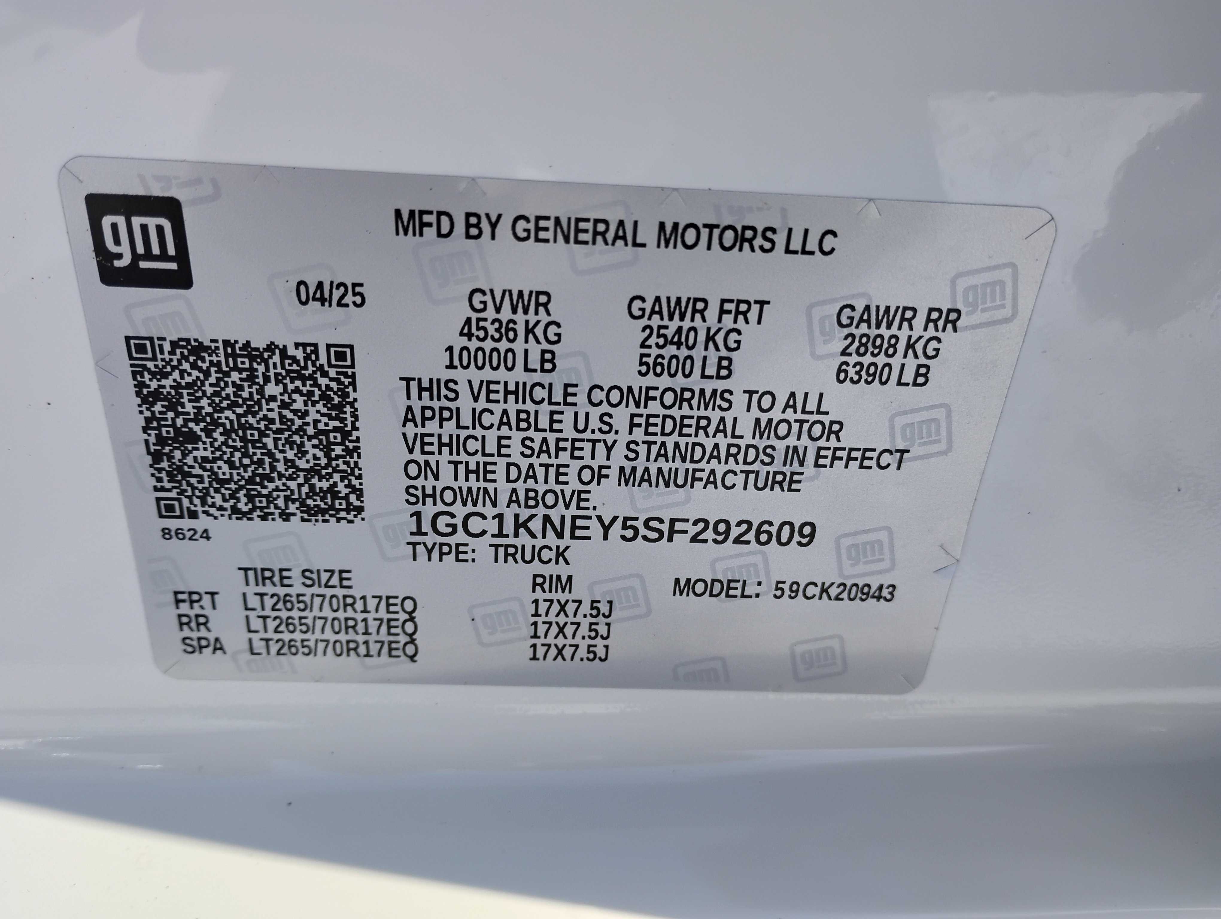 Used 2025 Chevrolet Silverado 2500 LT w/ Convenience Package image 37