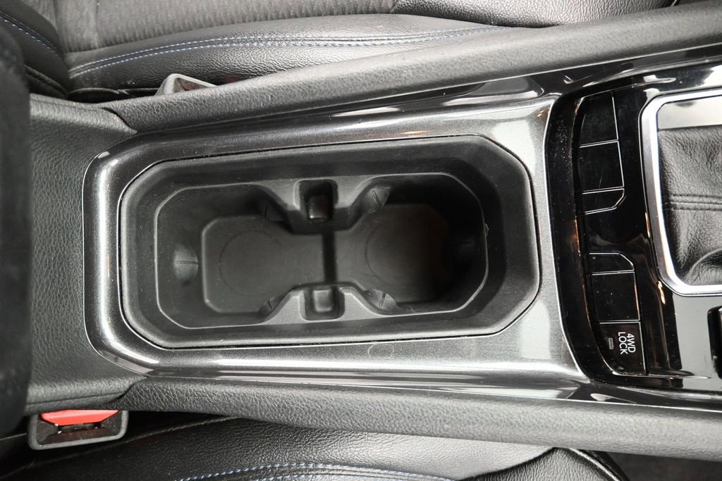 Used 2024 Jeep Compass Latitude AWD/4WD image 16