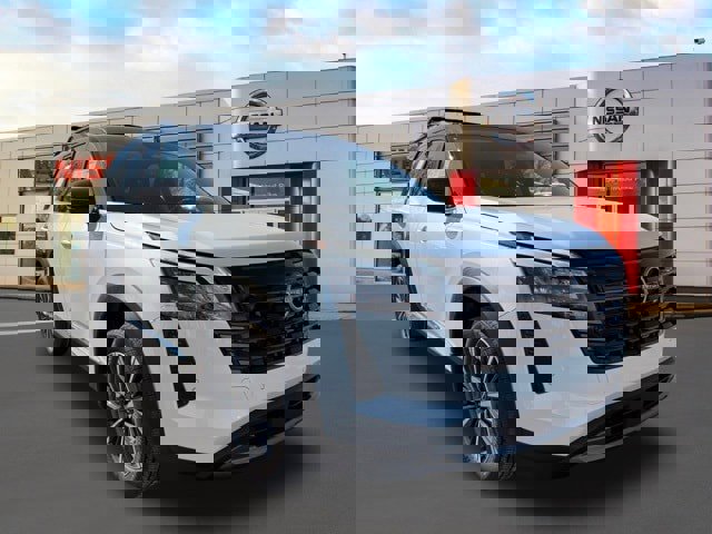 New 2026 Nissan Pathfinder Platinum