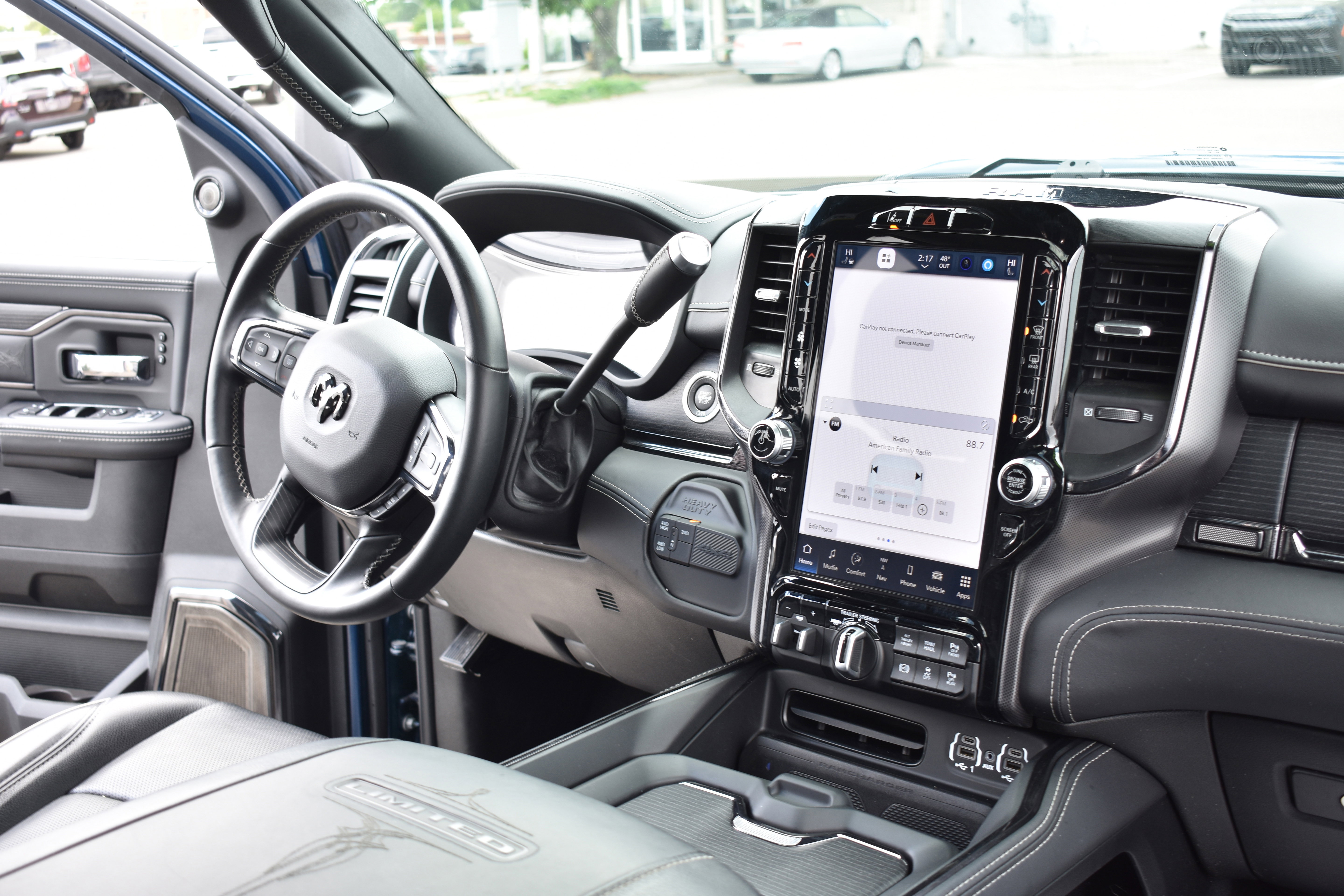 Used 2024 RAM 2500 Limited AWD/4WD image 31