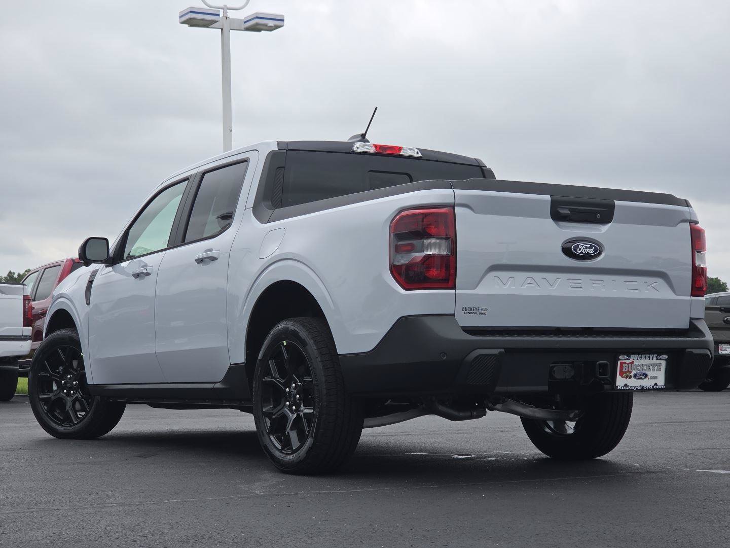 New 2026 Ford Maverick Lariat w/ Black Appearance Package AWD/4WD image 16