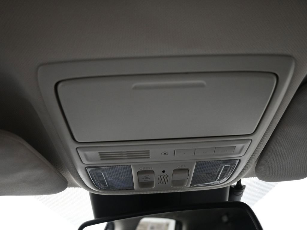 Used 2015 Honda CR-V Touring image 17