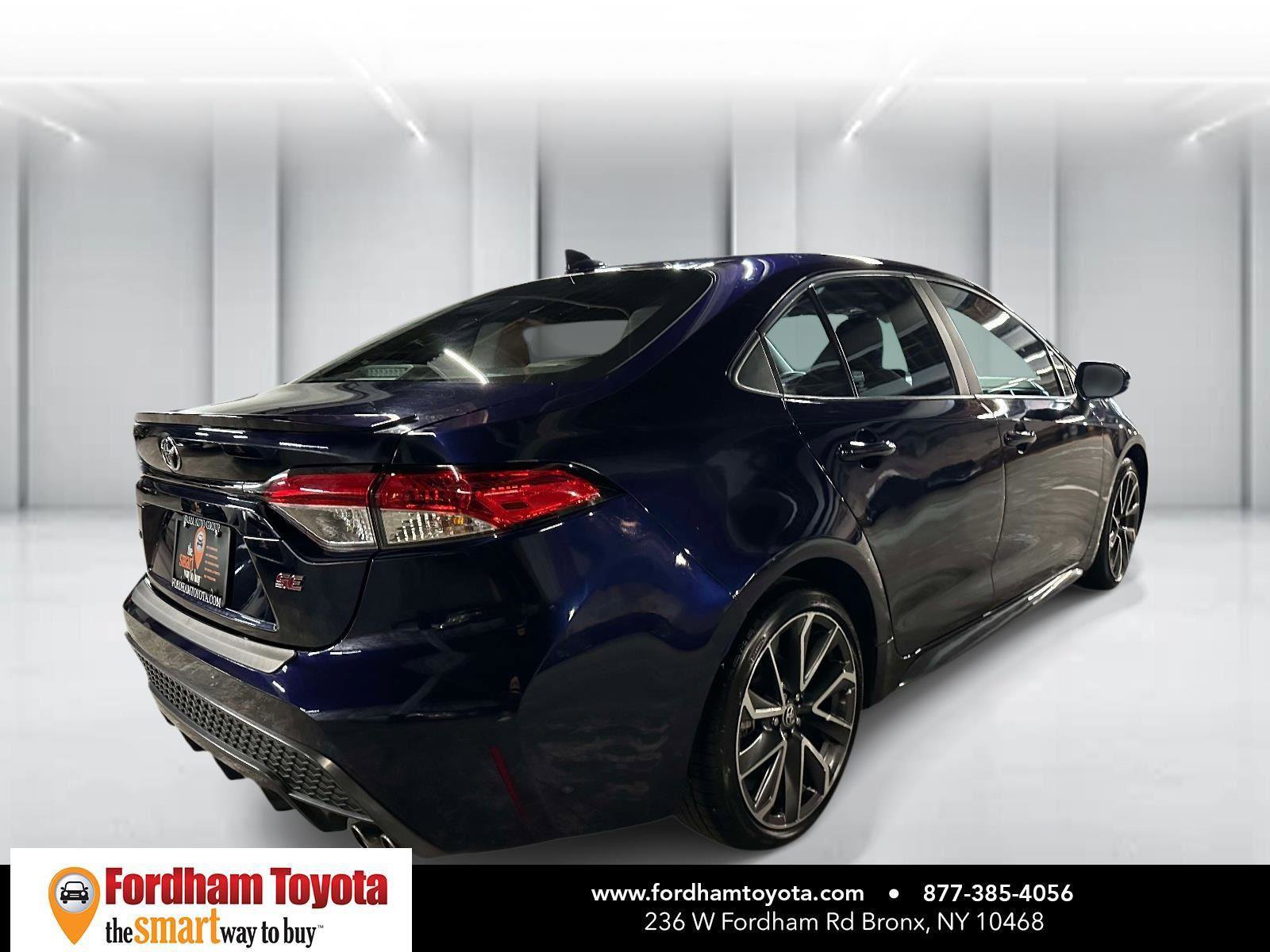 Used 2022 Toyota Corolla SE FWD image 4