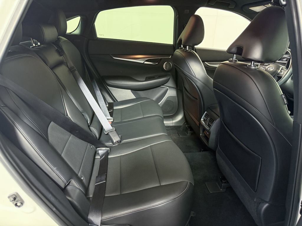 Used 2023 INFINITI QX55 Essential image 35