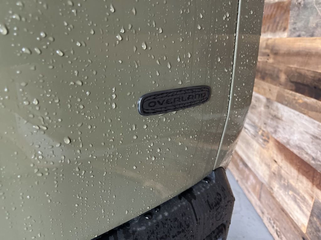 New 2026 Jeep Cherokee Overland image 22