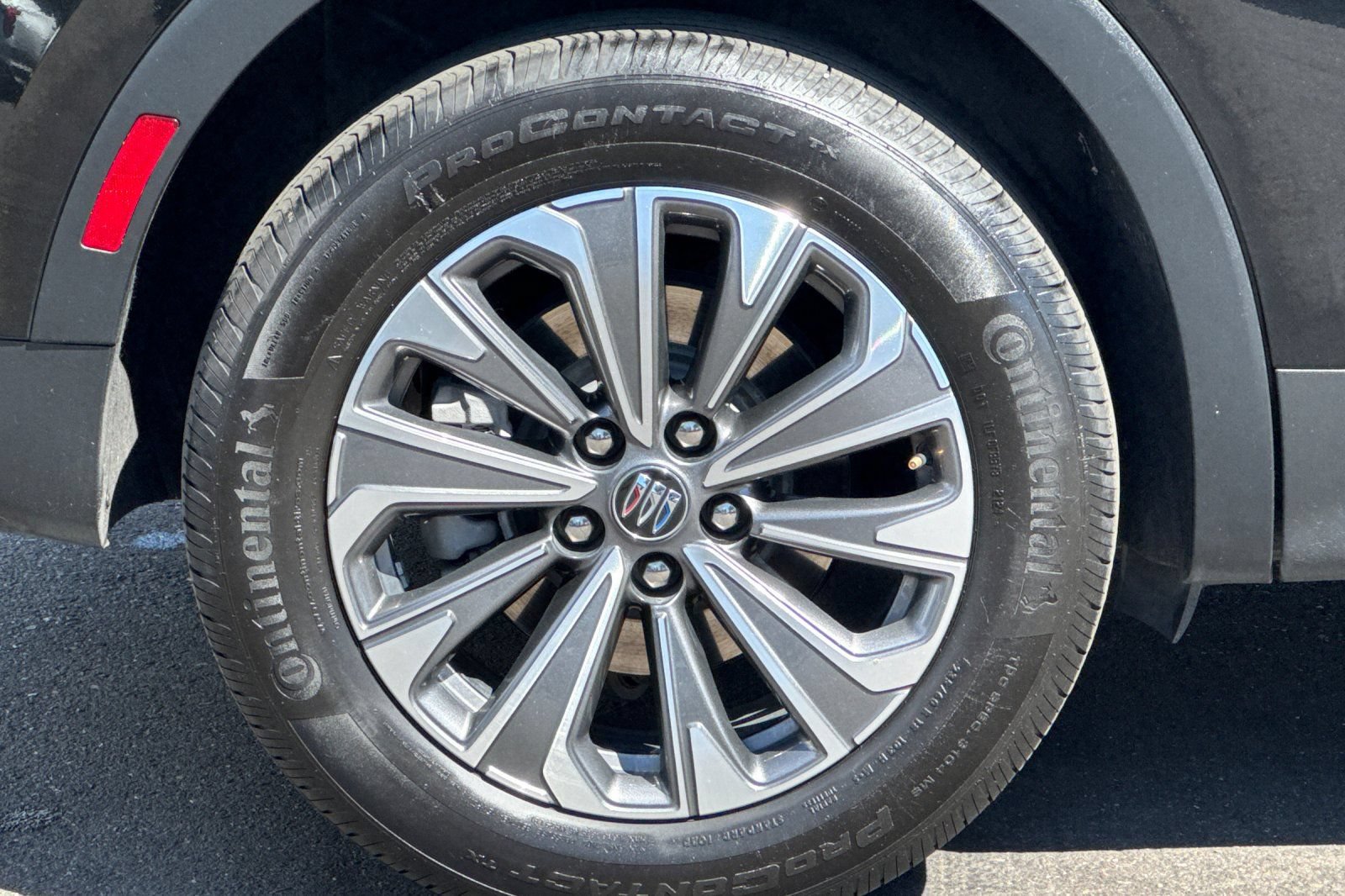 Used 2024 Buick Envision Preferred AWD/4WD image 42