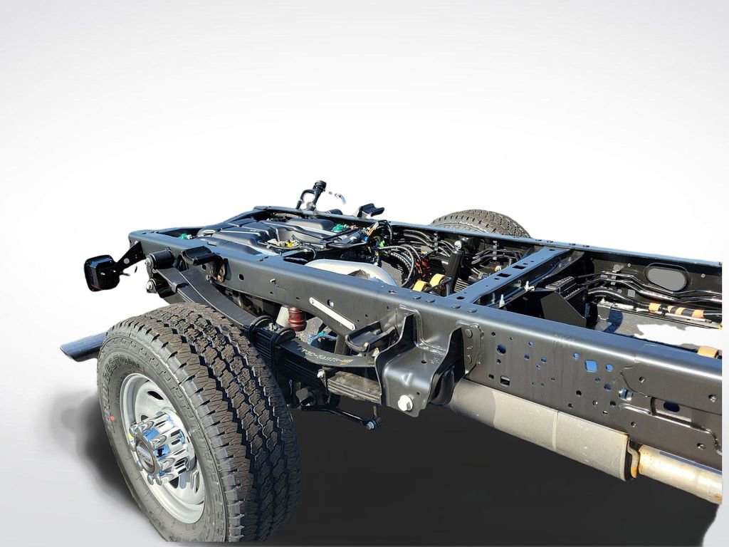 New 2026 Ford F350 XL w/ XL Chrome Package image 10