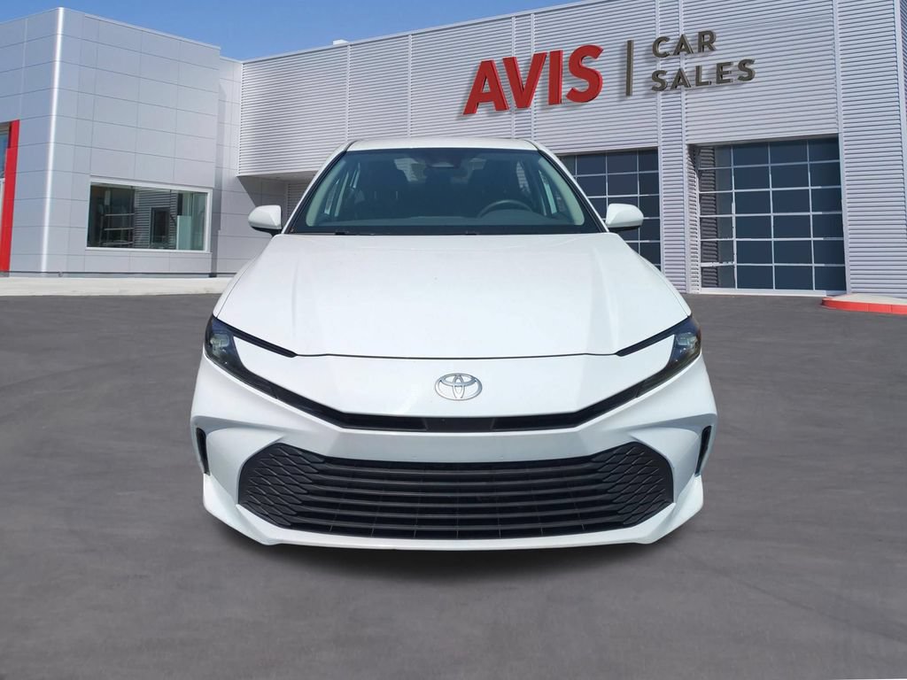 Used 2025 Toyota Camry LE FWD image 2