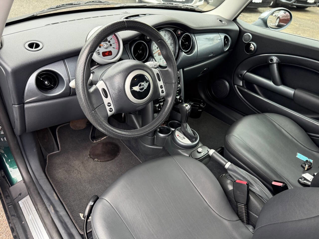 Used 2004 MINI Cooper Hardtop image 13