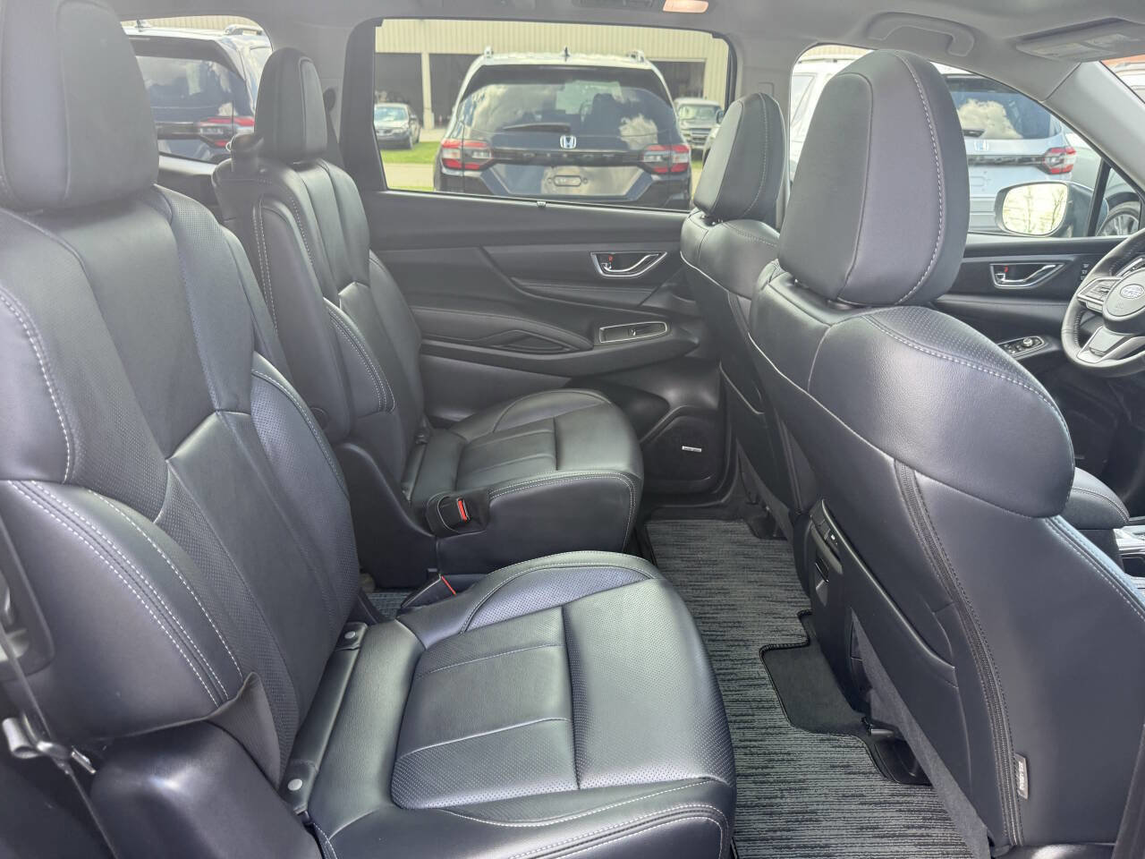 Used 2025 Subaru Ascent Limited AWD/4WD image 28