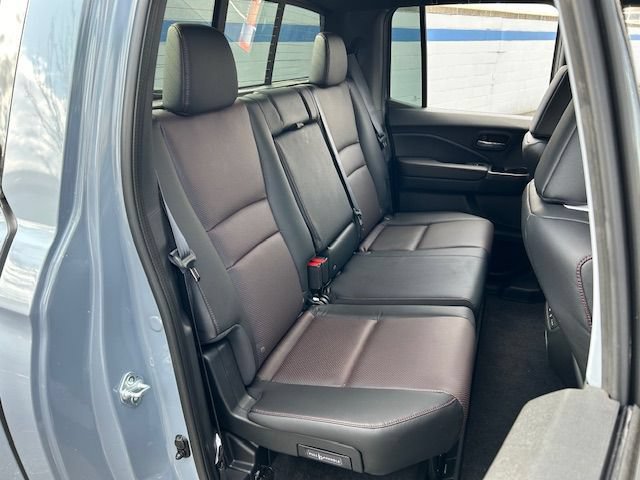 New 2026 Honda Ridgeline Black Edition image 24