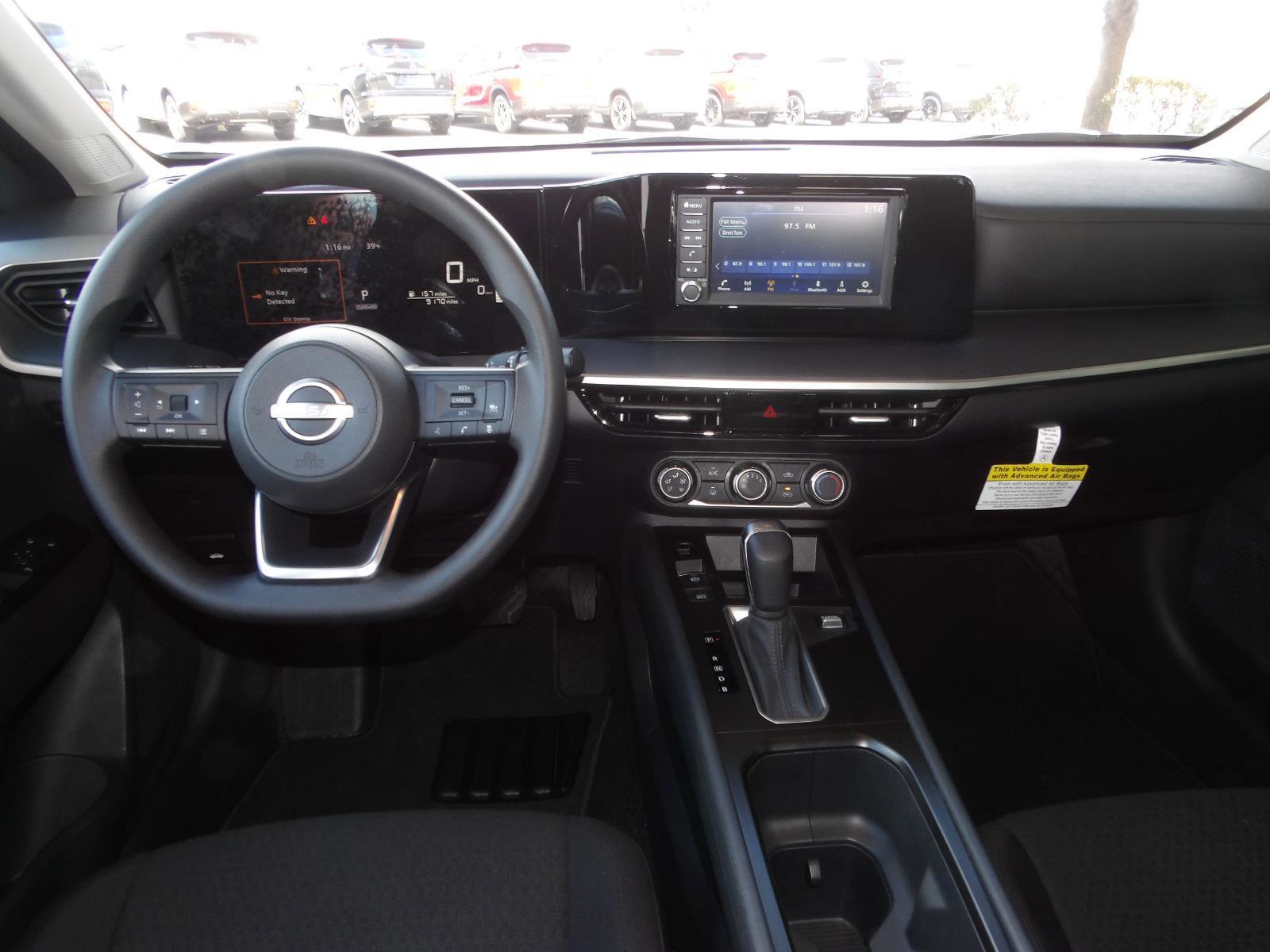 Certified 2025 Nissan Kicks S image 14