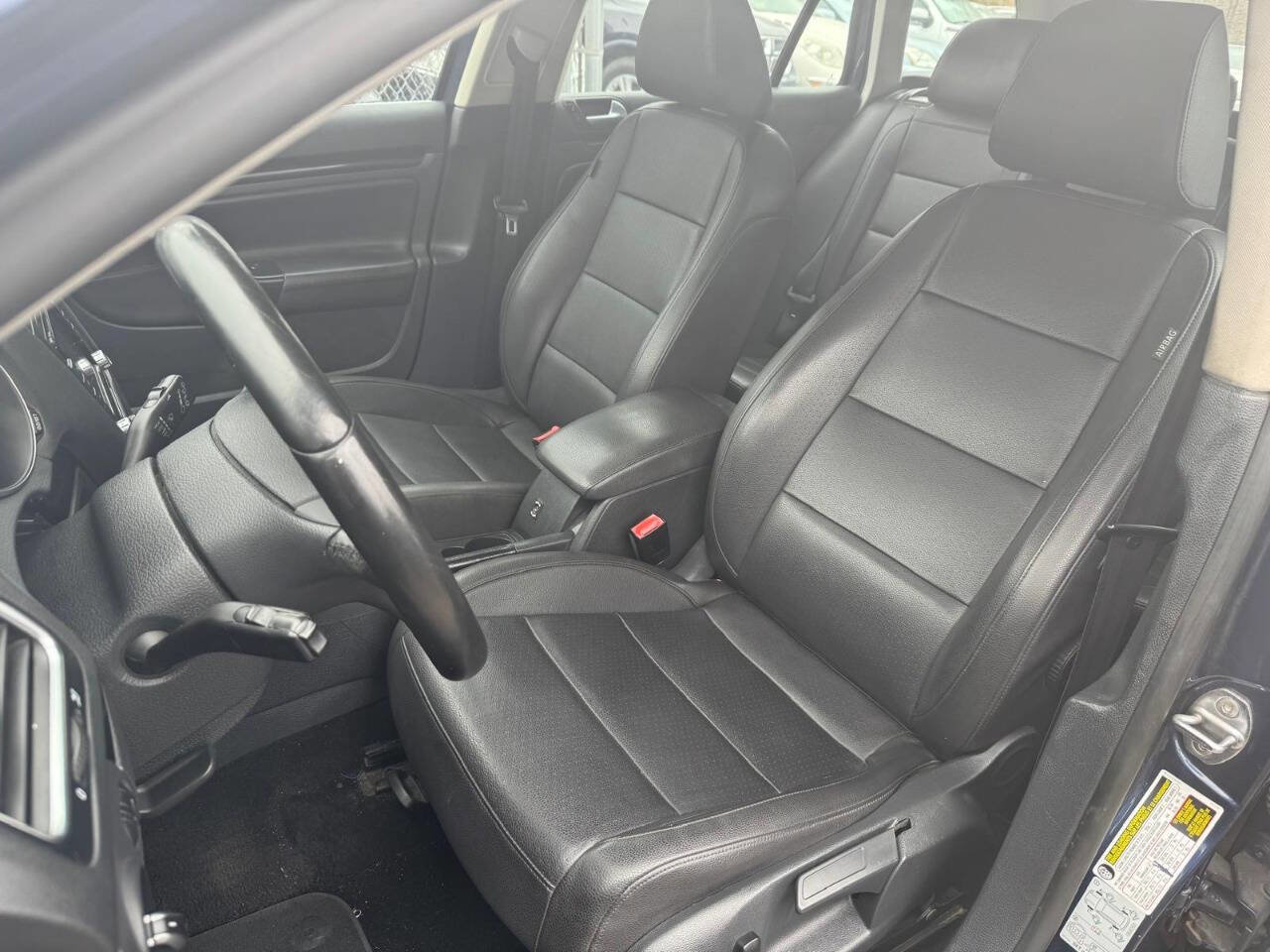 Used 2014 Volkswagen Jetta TDI image 24