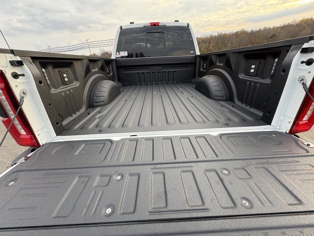 New 2026 Ford F250 Lariat w/ Lariat Premium Package image 23