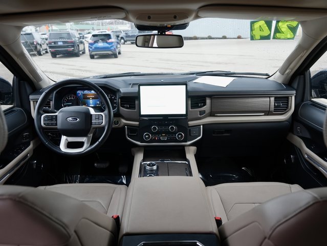 Used 2024 Ford Expedition Max Limited image 15