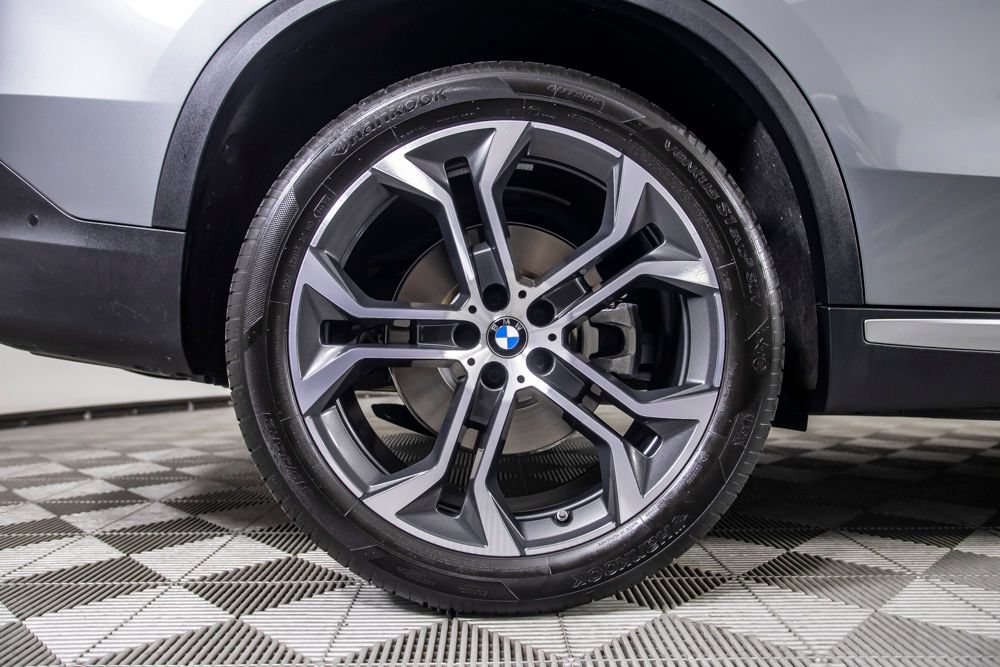 Used 2026 BMW X5 sDrive40i RWD image 41