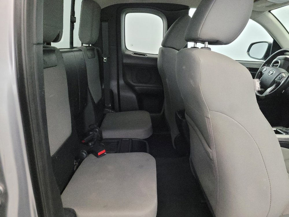 Used 2016 Toyota Tacoma SR5 AWD/4WD image 19