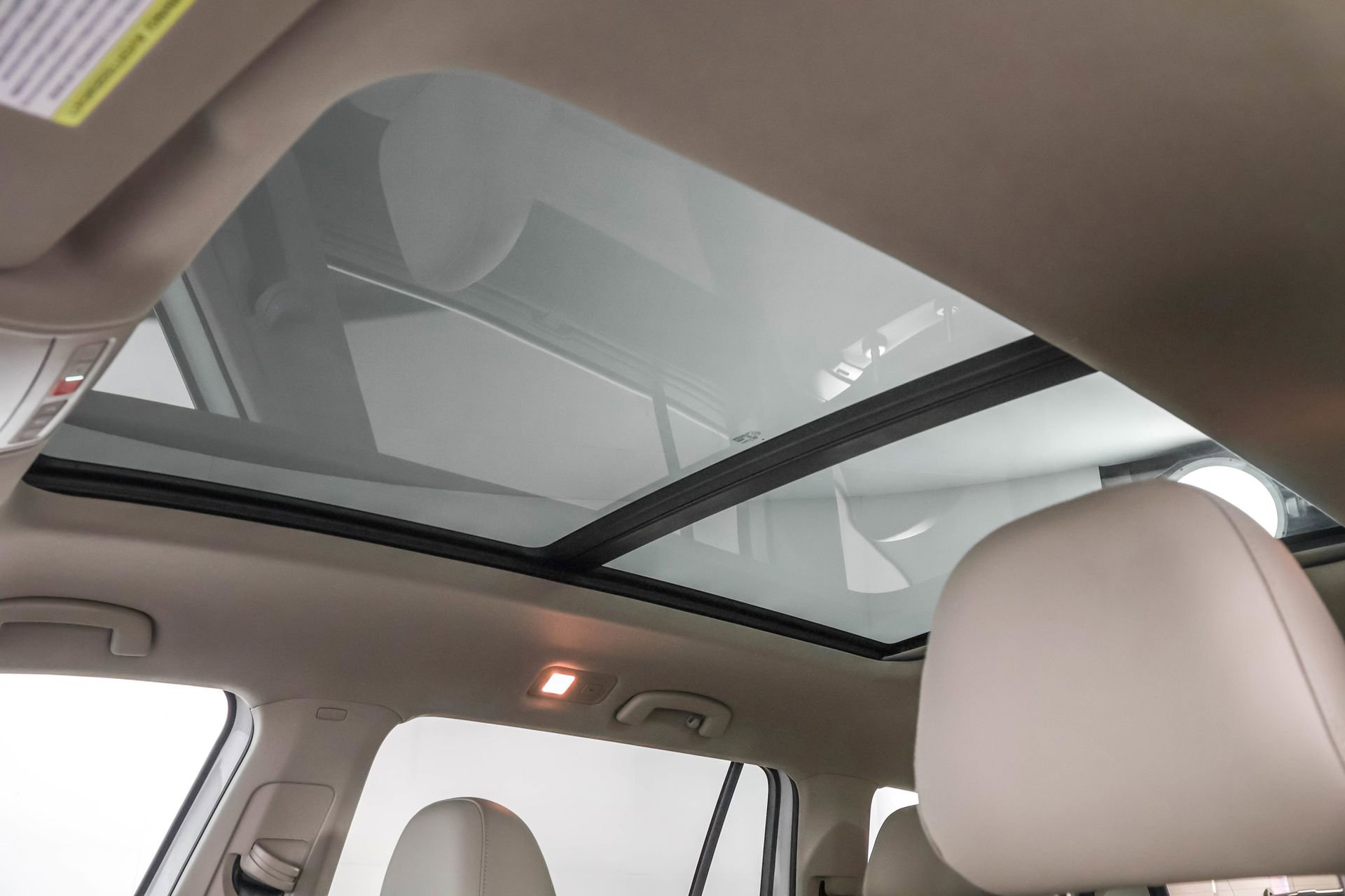 Used 2019 Volkswagen Atlas SEL image 13