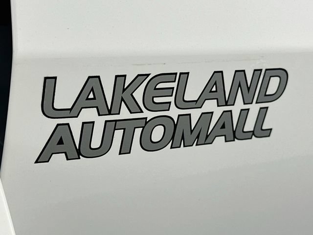 Used 2025 Toyota 4Runner SR5 AWD/4WD image 29