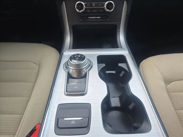 Used 2022 Ford Edge SEL w/ Convenience Package image 11