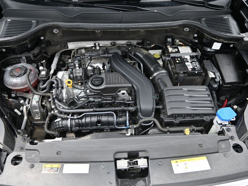 Used 2024 Volkswagen Taos SE image 24